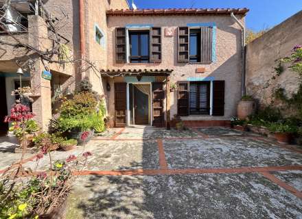 Charmante maison à Biure.2