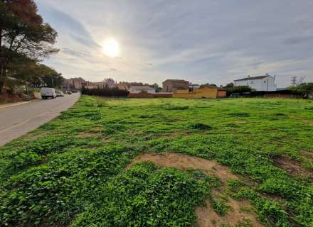 Parcel·la edificable de 800 m² a Garriguella6