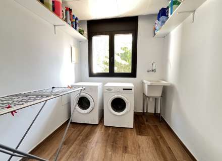 Maison moderne avec jardin et fort potentiel à Pontós.22