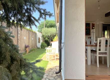 Encantadora casa de planta baja con jardín en l’Armentera2