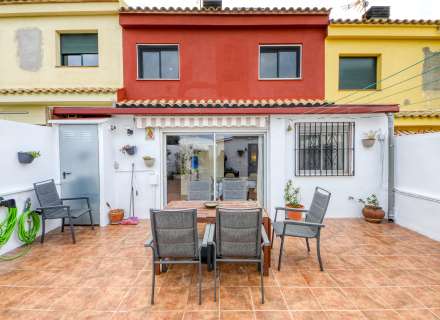 Calidez y tranquilidad es lo que ofrece esta amplia vivienda.34