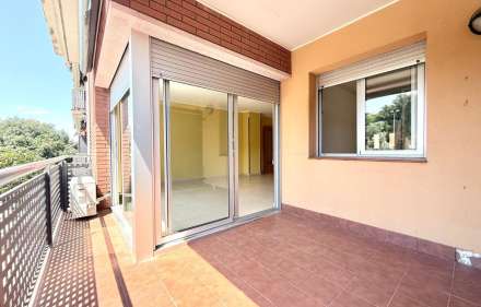 ¡tu nuevo hogar en el corazón de figueres te está esperando! 