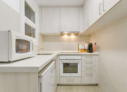 ¡A tan solo 30m de la playa y con licencia turística!10