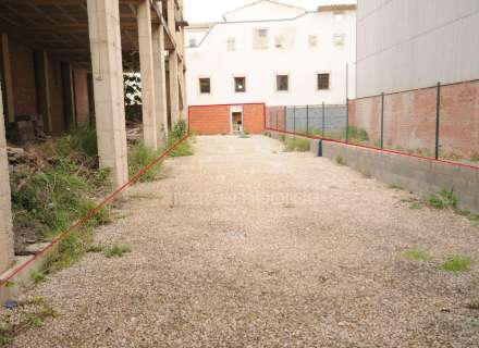 Terrain à bâtir avec deux rues, Calle Tapis, Carrer Caputxins3