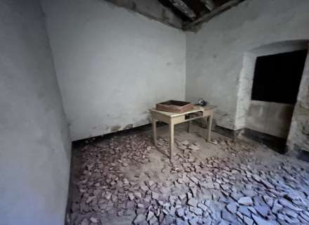 Casa a reformar a La Jonquera.10