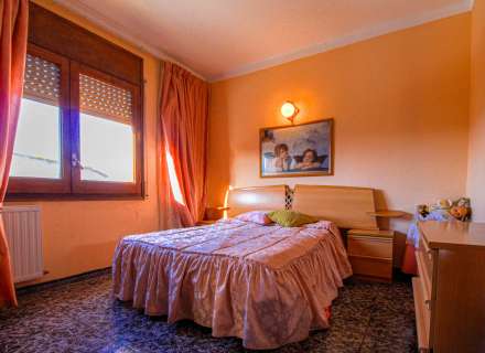 Casa cantonera amb gran terrassa i garatge a Cabanes27