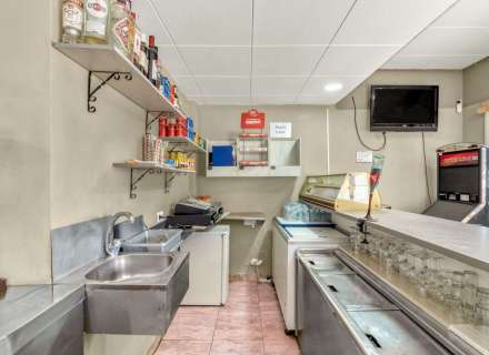 Bar-Restaurant en venda a San Pere Pescador11