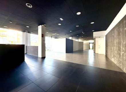 Magnífico local en venta, Figueres (Avda.Salvador Dalí).5