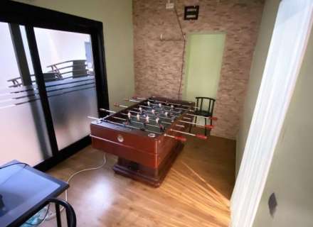 En traspàs BAR en ple rendiment al centre de Torroella.6