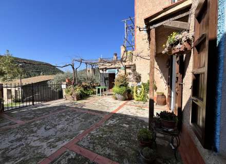 Charmante maison à Biure.3