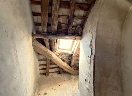 Casa de poble per reformar al municipi de l'Armentera, Alt Empordà.46