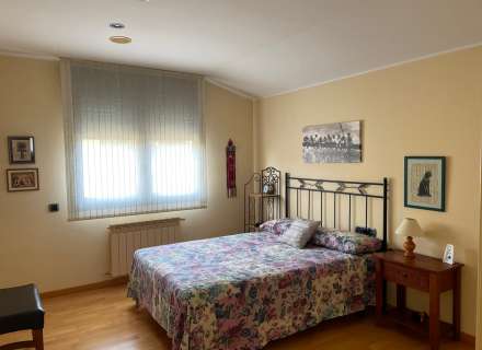 Gran chalet en venta en La Bisbal d'Empordà.16