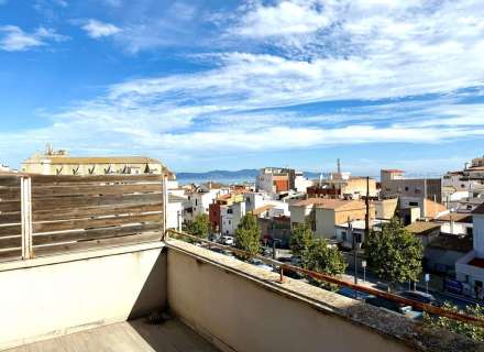 Dúplex en venta (L'Escala centro del pueblo)2