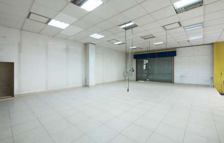 Oportunidad local comercial de 150 m² cerca del centro de figueres.