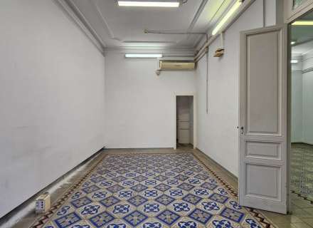 Edificio en centro ciudad de 496m2 en 3 plantas c/. Nou de Figueres6