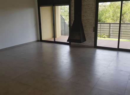 Casa en venda amb llogater Garrigas9