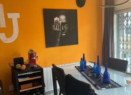 Maison de ville magnifiquement rénovée à Empuriabrava.0