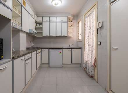 ¡Vive con amplitud y comodidad en el centro de Figueres!9