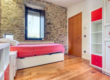 Casa de piedra con vistas excelentes a L'Albera.33