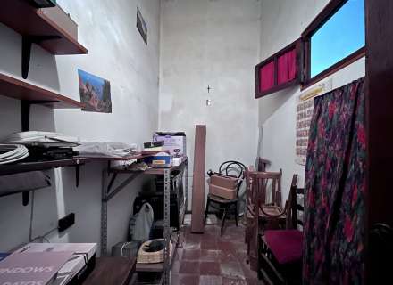 House with garden in the center of Figueres.10