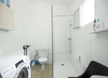 Casa del segle XIX amb ampli terreny a Palau de Santa Eulalia13