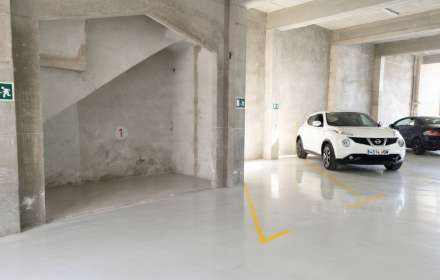 Plaça d'aparcament en venda a figueres