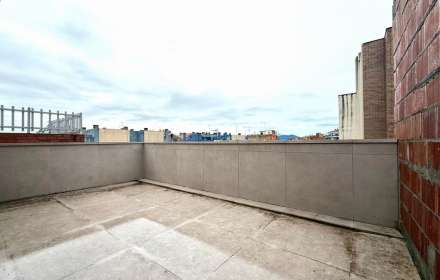 Casa adossada a reformar a figueres amb projecte (c/calçada de tapis nº7).