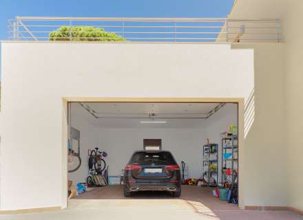 Magnifique maison moderne à Pau, située dans un quartier calme et privé de la Costa Brava.51