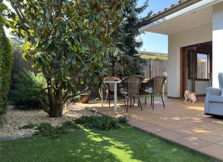 Encantadora casa de planta baja con jardín en l’Armentera0