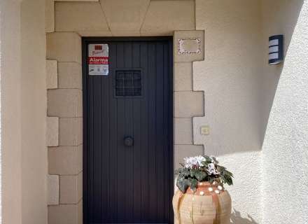Casa adossada a prop del mar a la Urb. Amfora, Sant Pere Pescador35