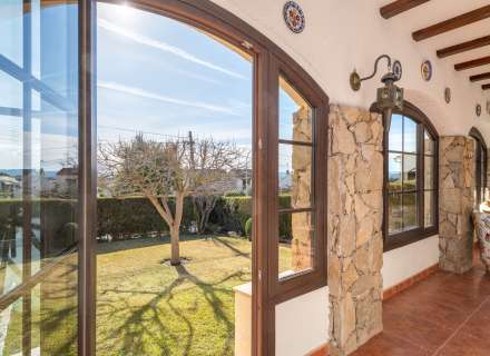 Casa amb vistes al mar a Torre Gran – Parcel·la de 580 m²21