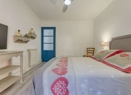 Casa de pueblo totalmente reformada en pleno centro de Roses15